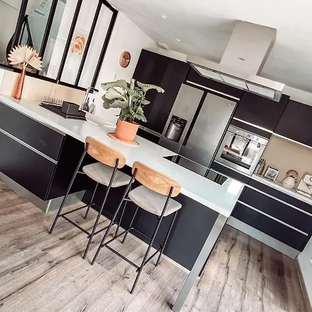 Duplex, Hyper-central - Piscine Privée - Garage * Bergerac