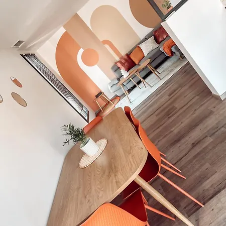 Duplex, Hyper-central - Piscine Privée - Garage