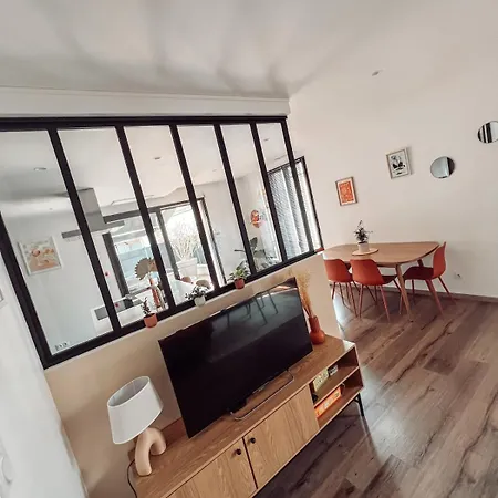 Duplex, Hyper-central - Piscine Privee - Garage Бержерак
