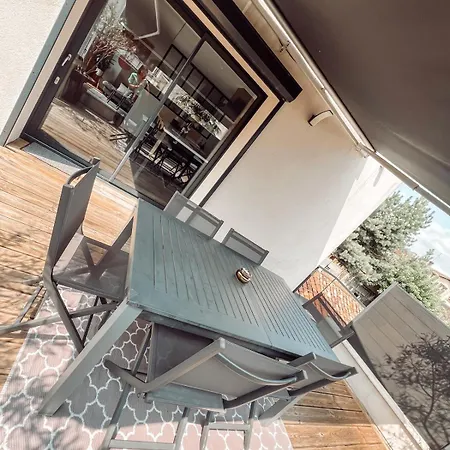 Duplex, Hyper-central - Piscine Privée - Garage Hébergement de vacances *