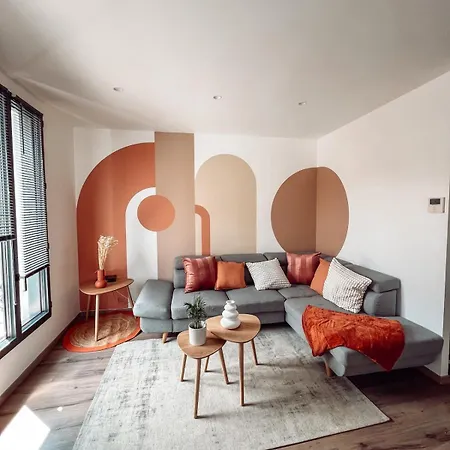 Hébergement de vacances Duplex, Hyper-central - Piscine Privée - Garage