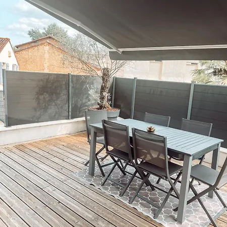 Дом отдыха Duplex, Hyper-central - Piscine Privee - Garage Бержерак