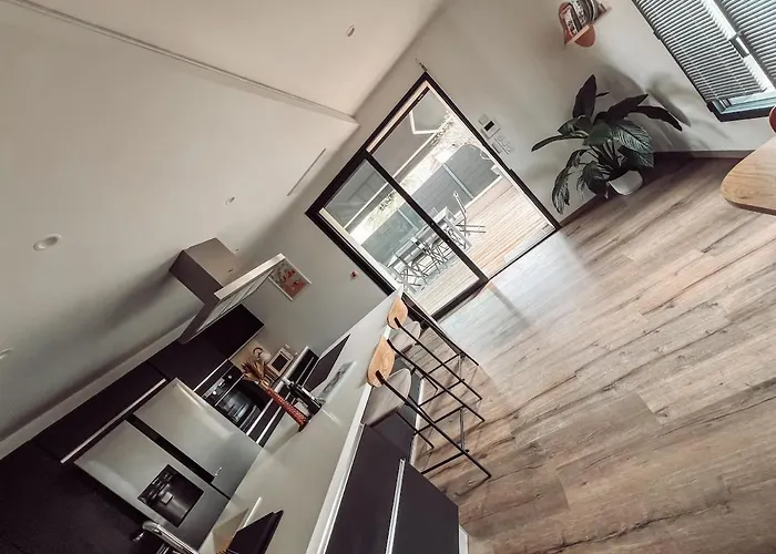 Duplex, Hyper-central - Piscine Privee - Garage *