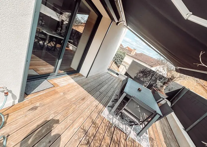 Duplex, Hyper-central - Piscine Privee - Garage Feriehus