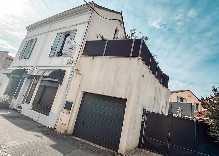 Feriehus Duplex, Hyper-central - Piscine Privee - Garage